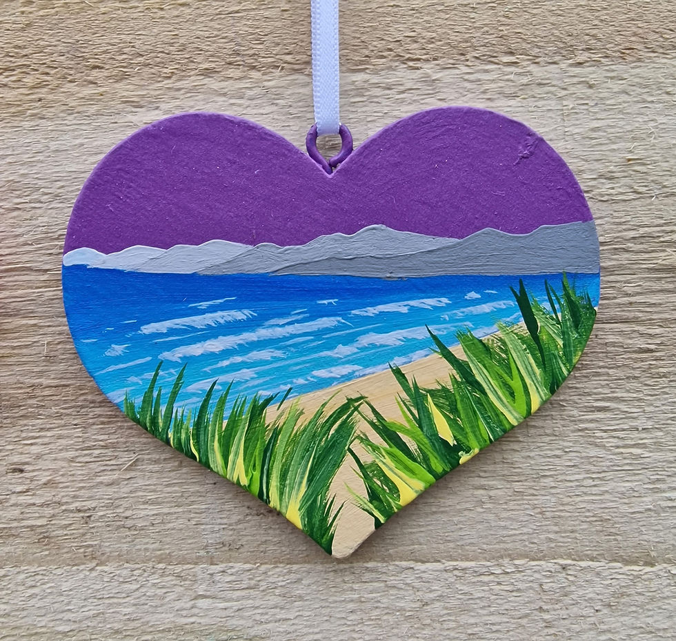 Hand Painted Heart - Porth Neigwl/Hell's Mouth