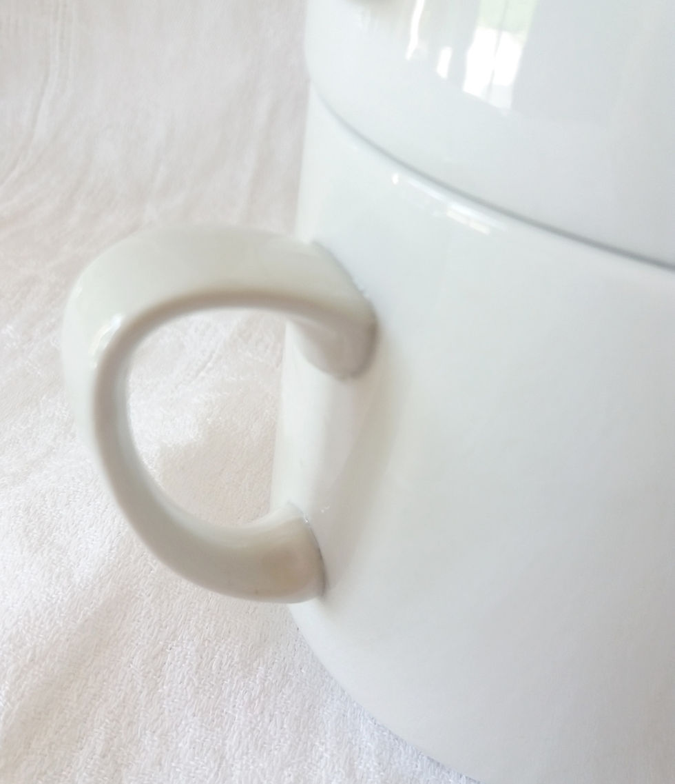 Miniature : Lot de 2 grandes tasses en céramique MONOPOLI décor enfants- années 70