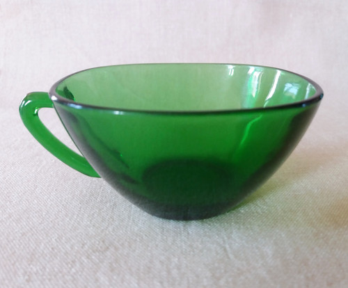 Lot de 4 petites tasses vertes VERECO - tasses vintage Lot de 4 petites tasses vertes VERECO - tasses vintage