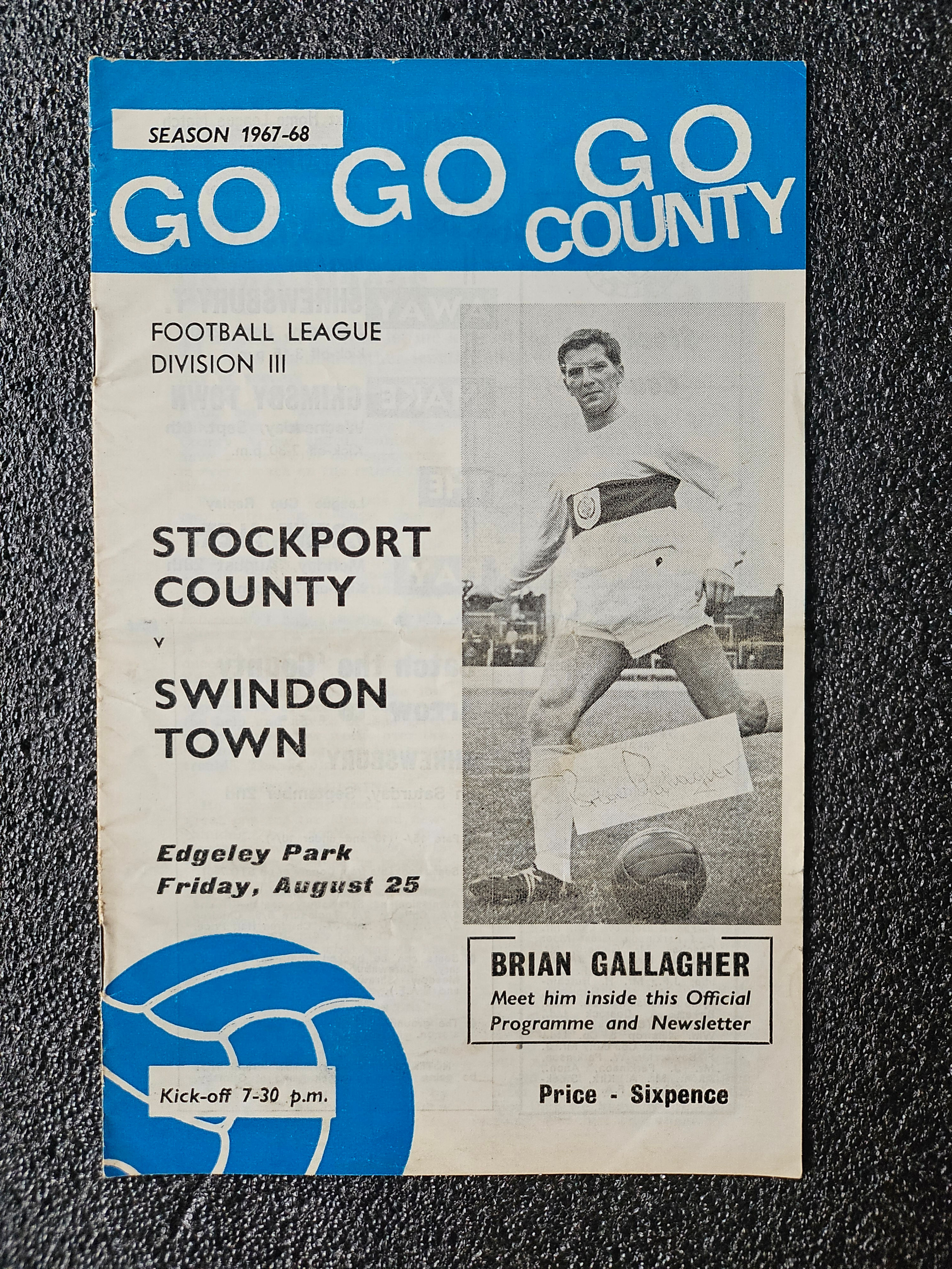 Stockport County v Swindon Town - 1967-1968 - Division 3