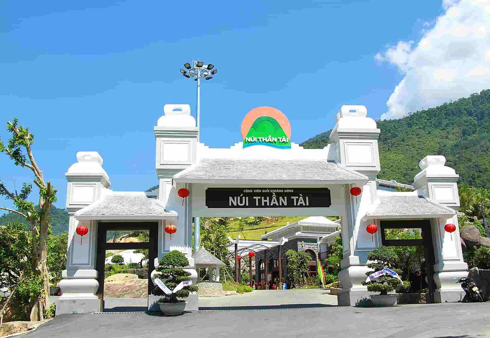 Núi Thần Tài Đà Nẵng khám phá vẻ đẹp thiên nhiên hùng vĩ