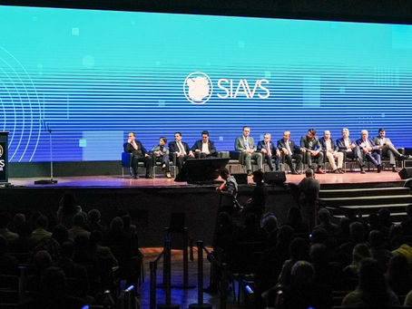 Eduardo Leite defende fim de embargos à avicultura gaúcha na abertura do SIAVS em São Paulo