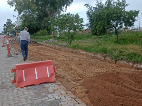 Secretaria de Obras de Pelotas finaliza reparos na avenida Imperador Dom Pedro I e avança com melhorias no Fragata