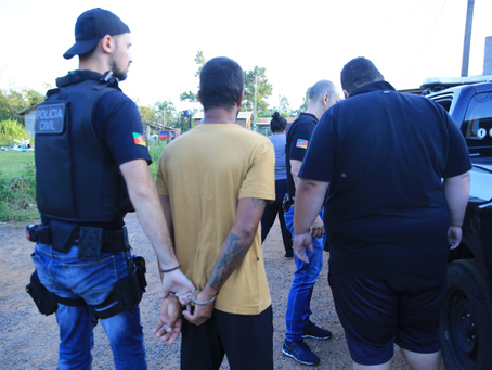 Polícia Civil prende suspeitos de golpe dos nudes que usavam nome de delegado no RS