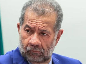 Após escândalo no INSS e saída de Lupi, PDT rompe com base do governo Lula e adota posição independente na Câmara