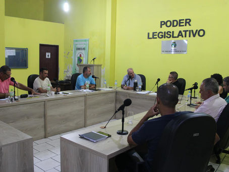 Prefeito de Cerrito participa da primeira sessão legislativa de 2025 na Câmara de Vereadores