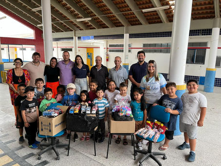 Rotary Club de Pedro Osório doa brinquedos para escolas municipais de Pedro Osório e Cerrito