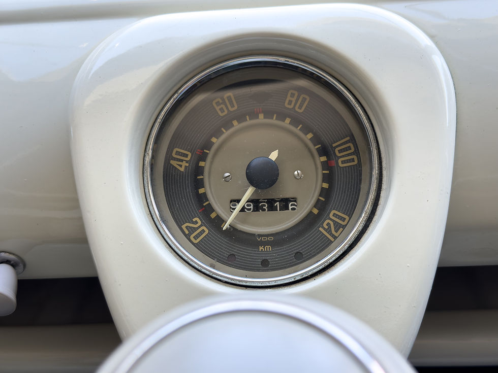 Miniatura: VW KOMBI LUXO 1974