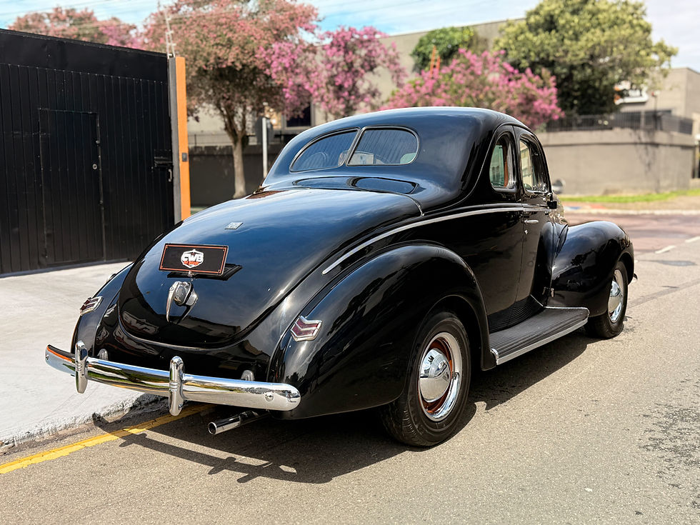Miniatura: FORD COUPE DE LUXE 1940