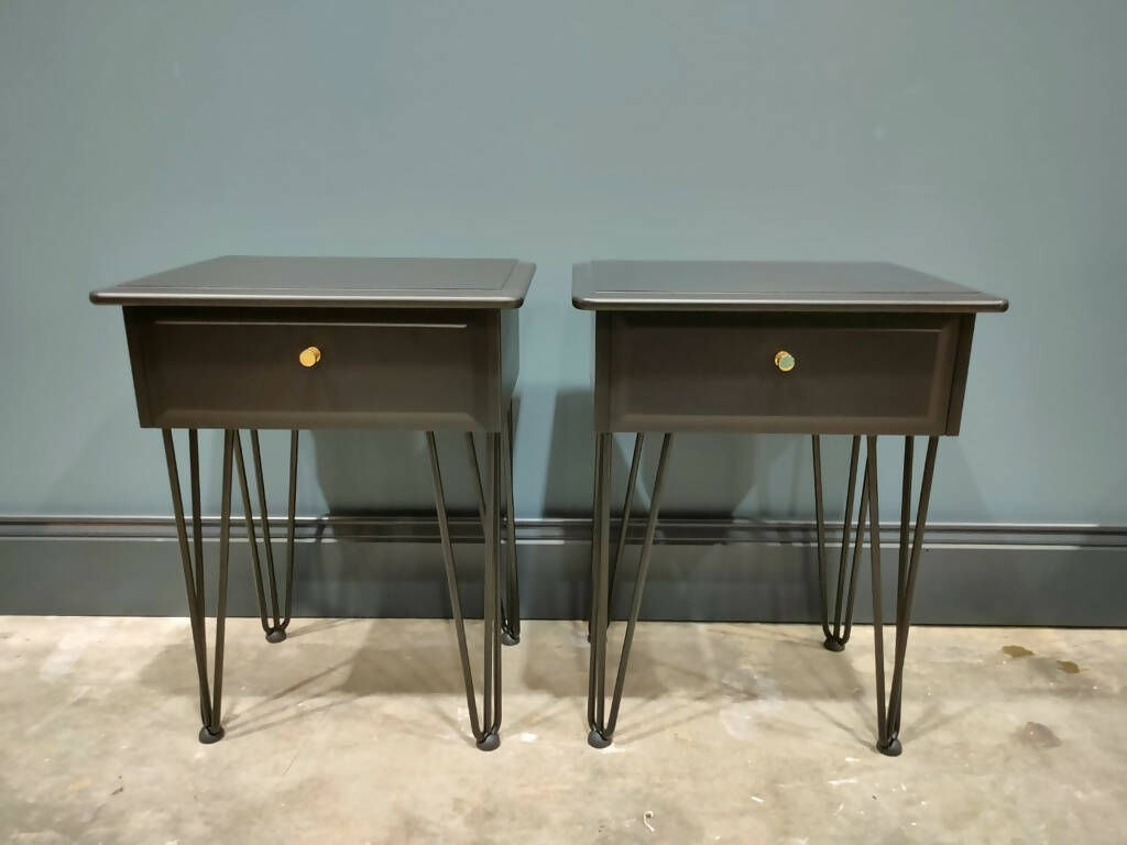 Stag Minstrel Bedside Tables with Hairpin legs