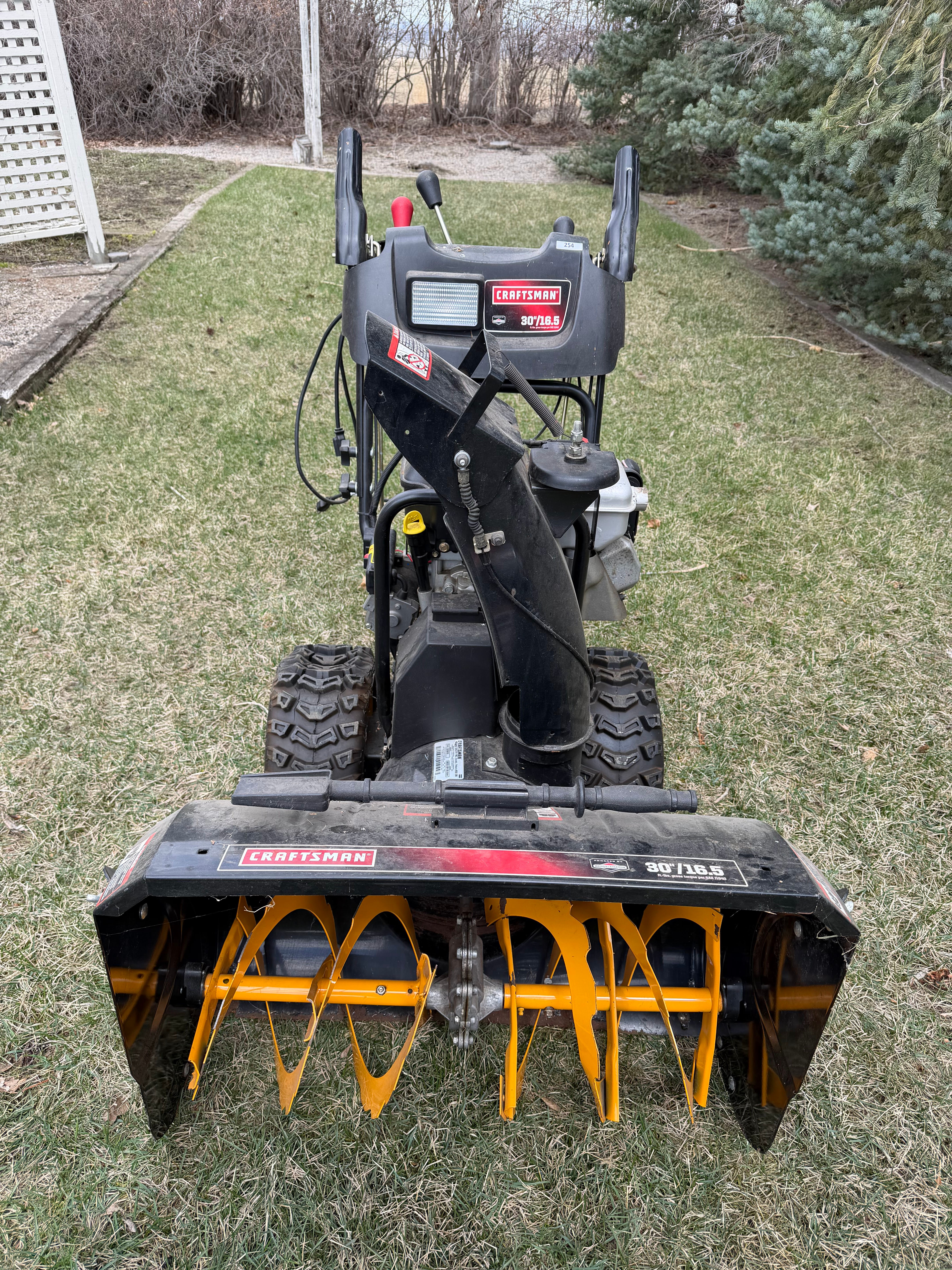 FH - 254 - Craftsman 30" 16.5 Gas Powered Snow Blower 944.520690
