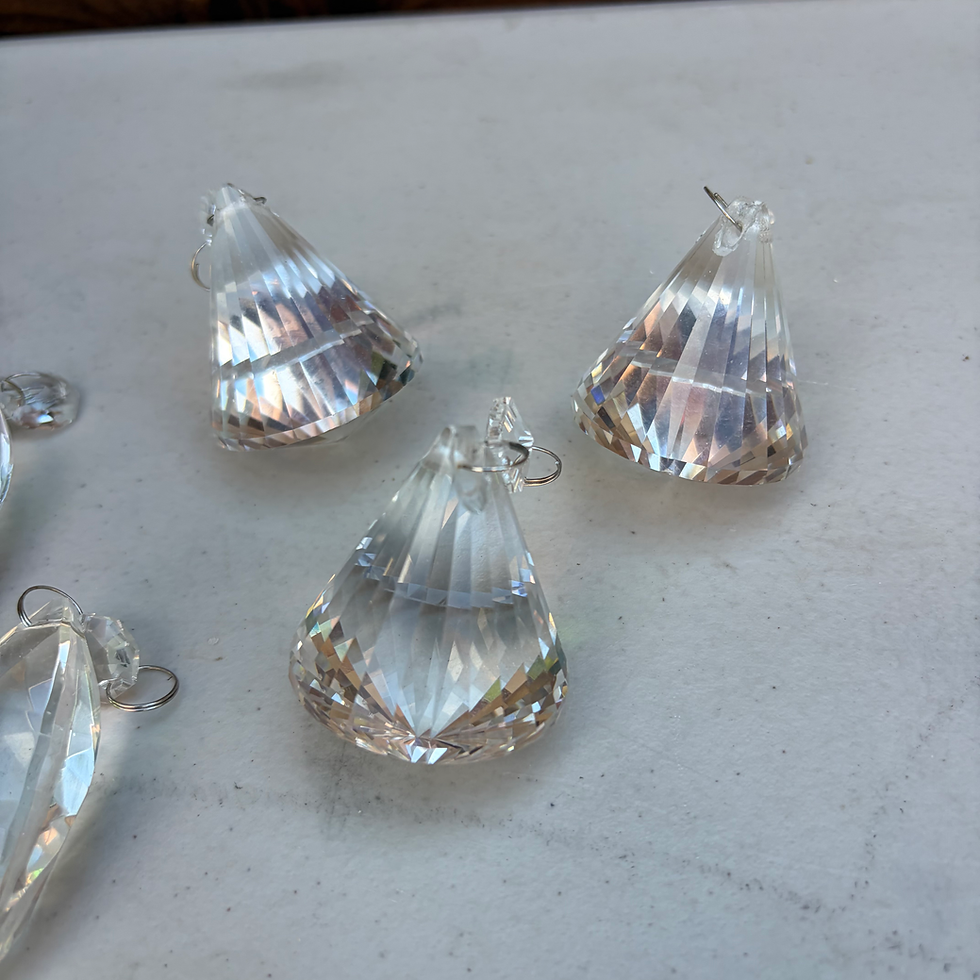 Thumbnail: MD - 006 - Asstd Chandelier Crystals