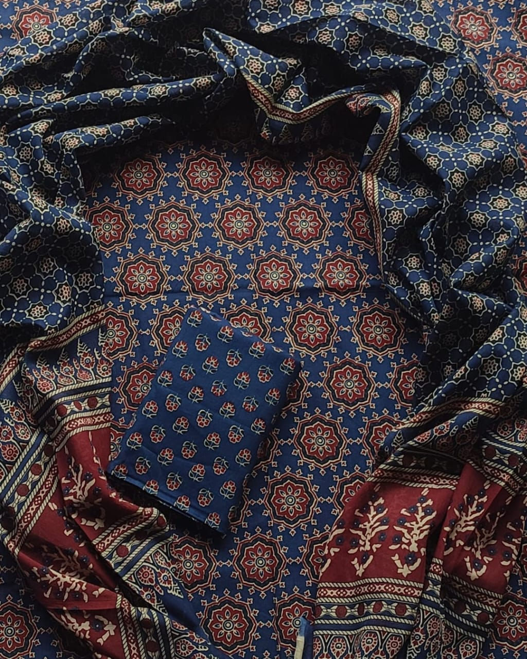 Primium Quality Pure Cotton Dress Material with Cotton Dupatta - KT10016