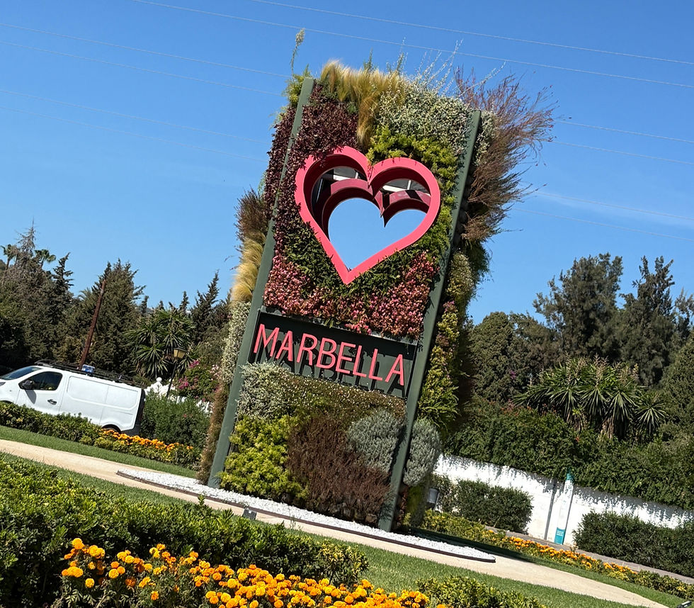 Marbella heart in Nueva Andalucia