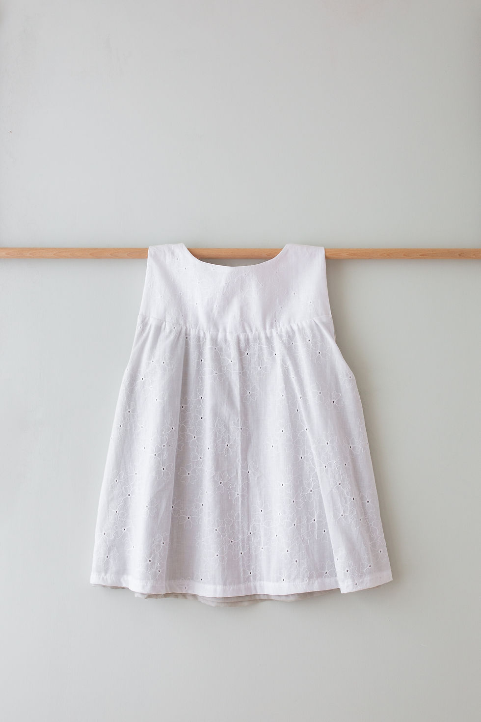 Thumbnail: SUNDAY TUNIC TOP -WHITE