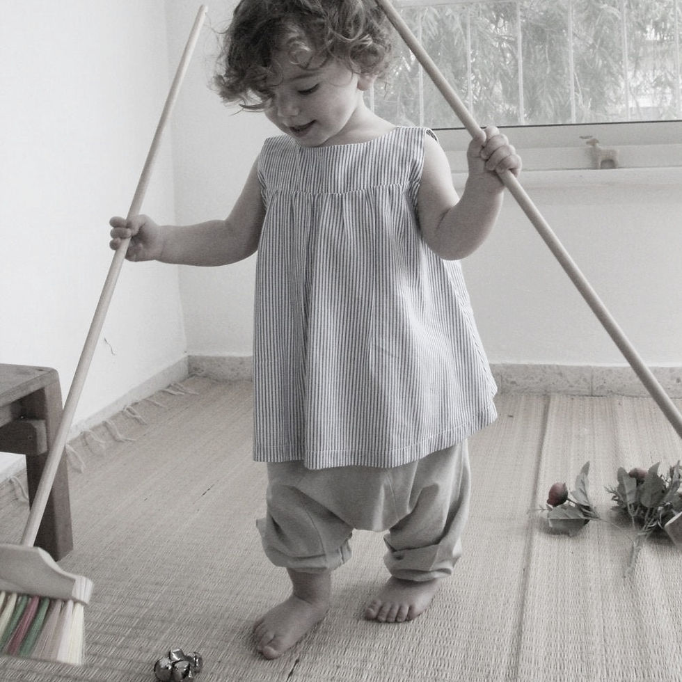 Thumbnail: Unisex - Loose Linen Harem Pants