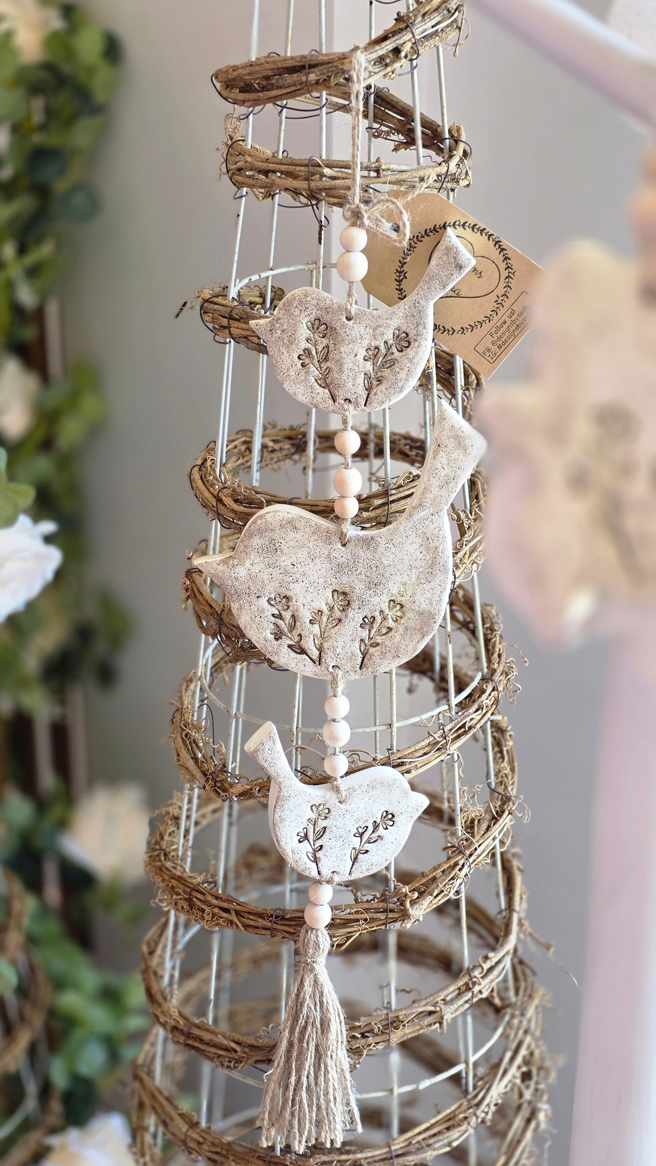 Stoneware effect bird wall hanging