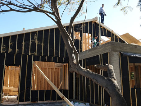 שילוב אלומיניום בעת בניית בית עץ – כך תעשו את זה נכון