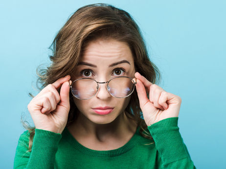 Effetto "ondeggiamento"? Come prevenire (o eliminare) la nausea dalle Tue lenti progressive con una sola scelta corretta.