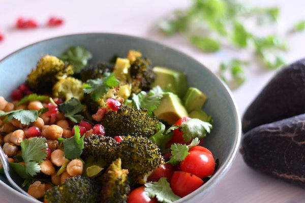 Broccolisalade met kikkererwten