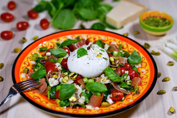 Burratasalade met pesto