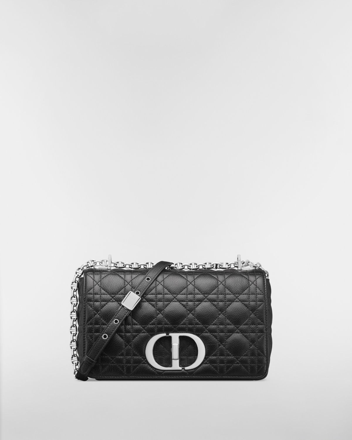 Dior Medium Caro Bag in black Cannage calfskin, silver-finish clasp – front view