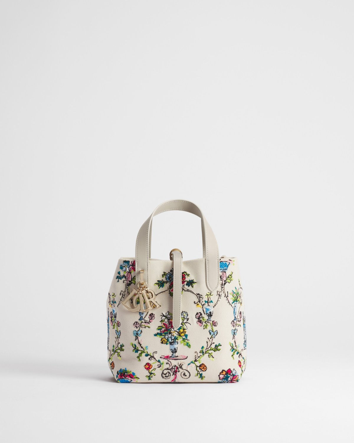 Dior Dioriviera Small Toujours Vertical Tote in multicolor Dior Arabesque embroidery – front view