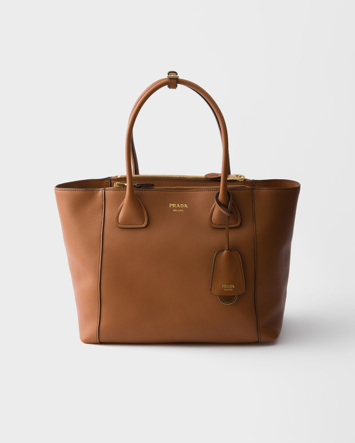Prada Nova large tote bag in cognac calfskin, 32 cm wide – front view