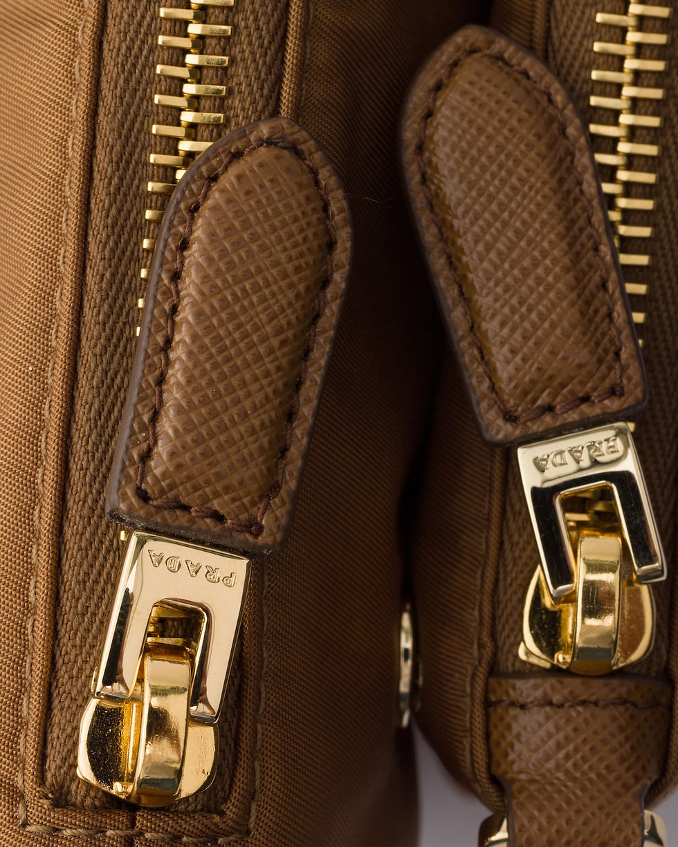 Thumbnail: Prada mini shoulder bag with chain in brandy Re-Nylon and Saffiano leather – view 6