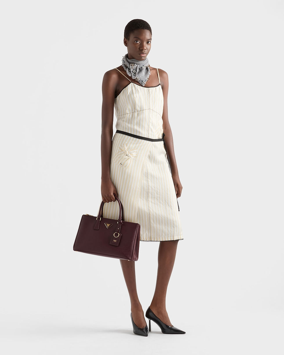 Prada Galleria large elongated bag in burgundy Saffiano leather – view 2