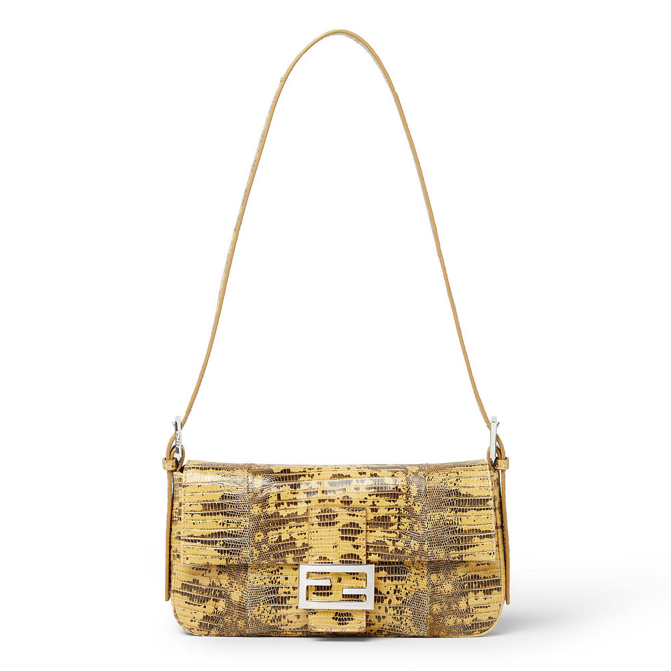 Fendi Baguette 26424 bag in yellow fine leather – view 2