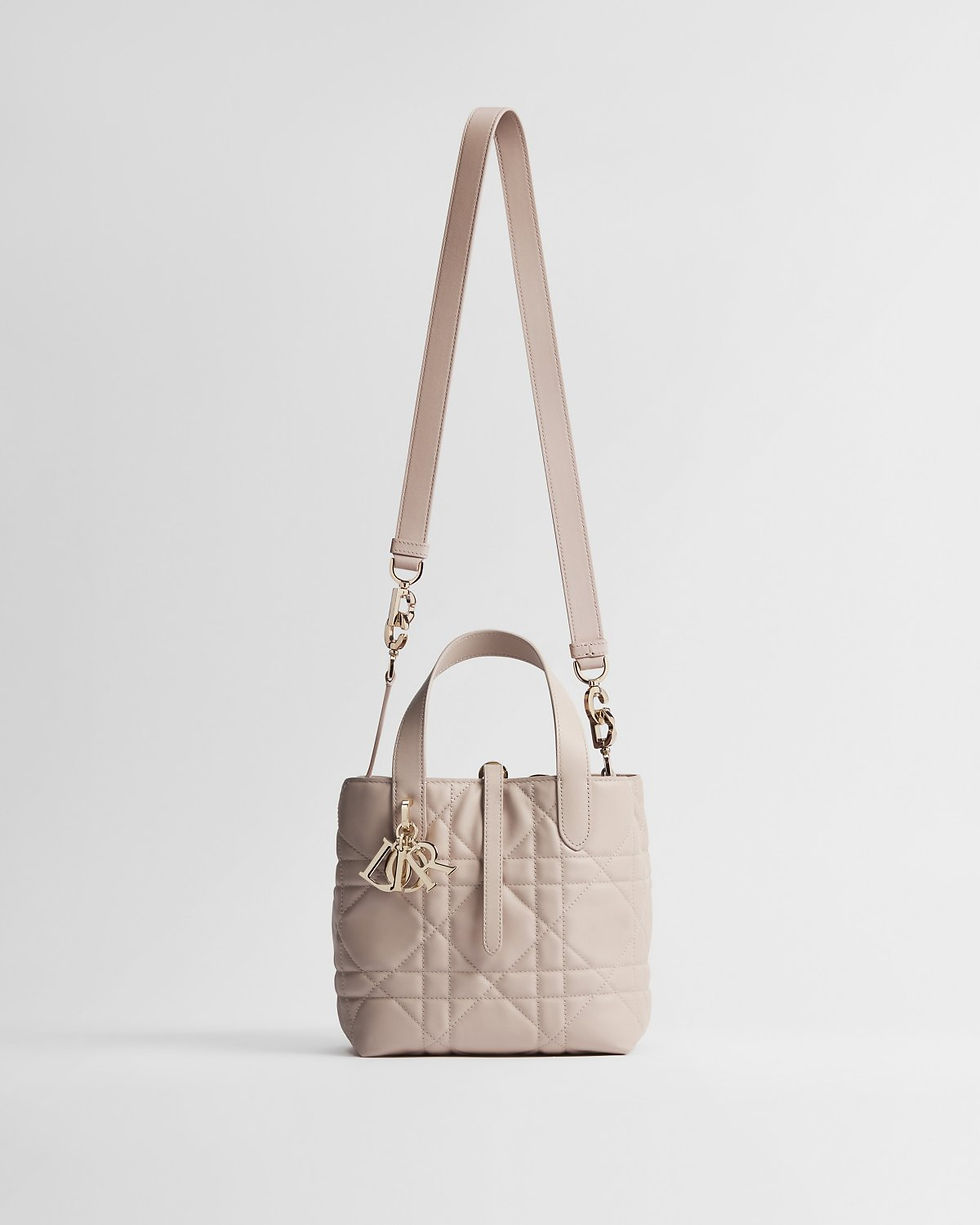Thumbnail: Dior Small Toujours Vertical Tote bag in rose Lingerie pink calfskin – view 3