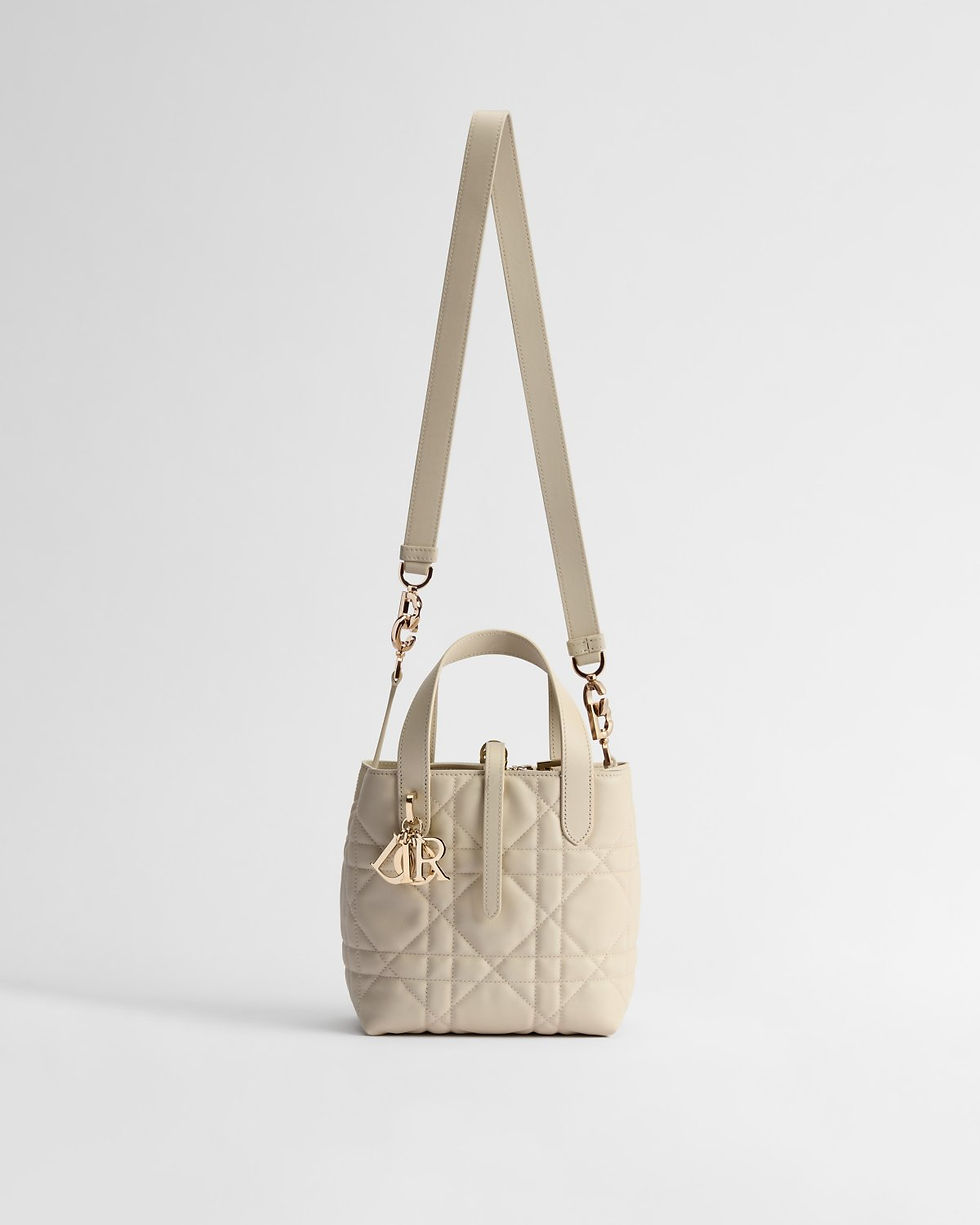 Thumbnail: Dior Small Toujours Vertical Tote bag in Craie beige calfskin – view 2