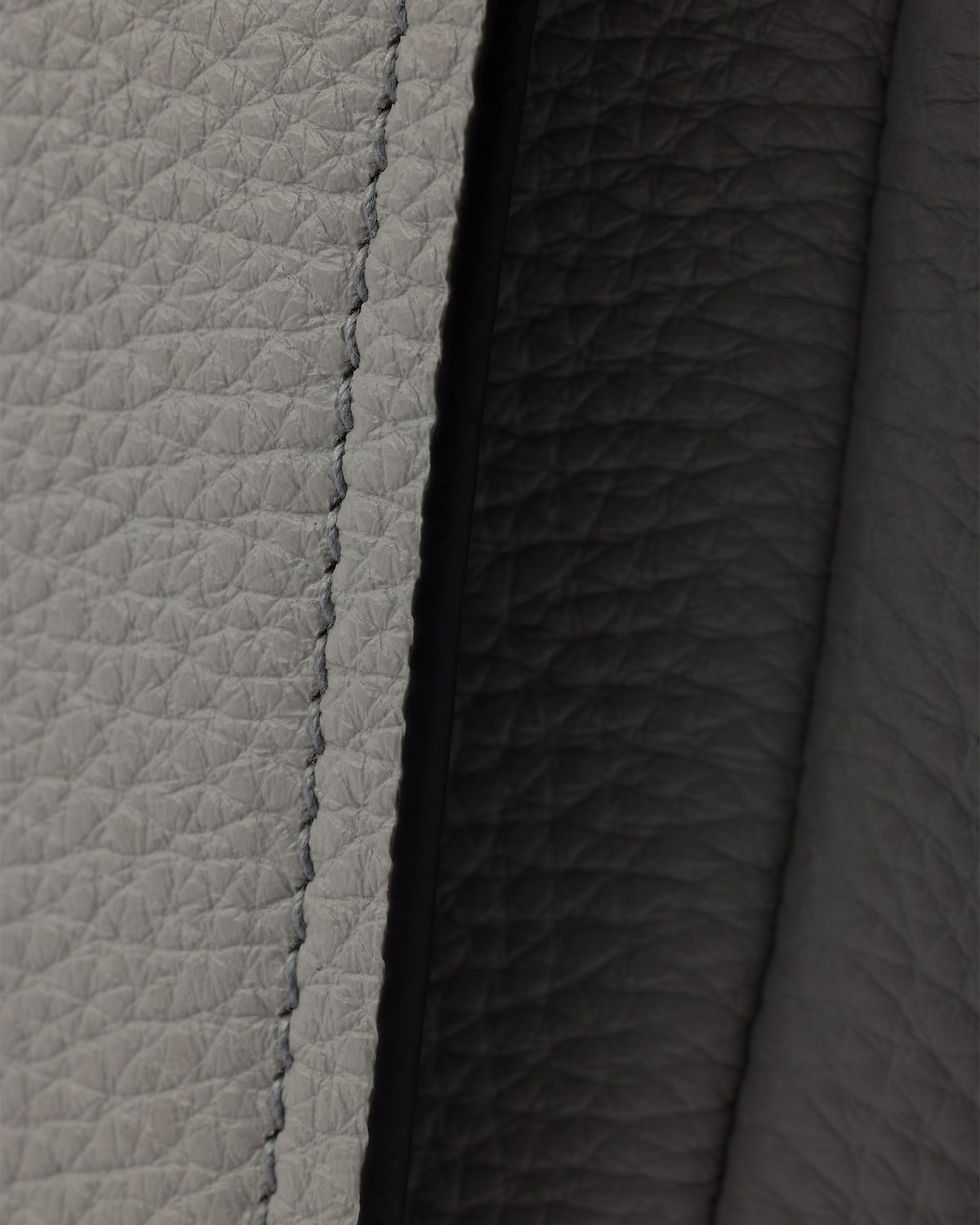 Thumbnail: Prada logo lettering shoulder bag in granite gray calfskin – view 6