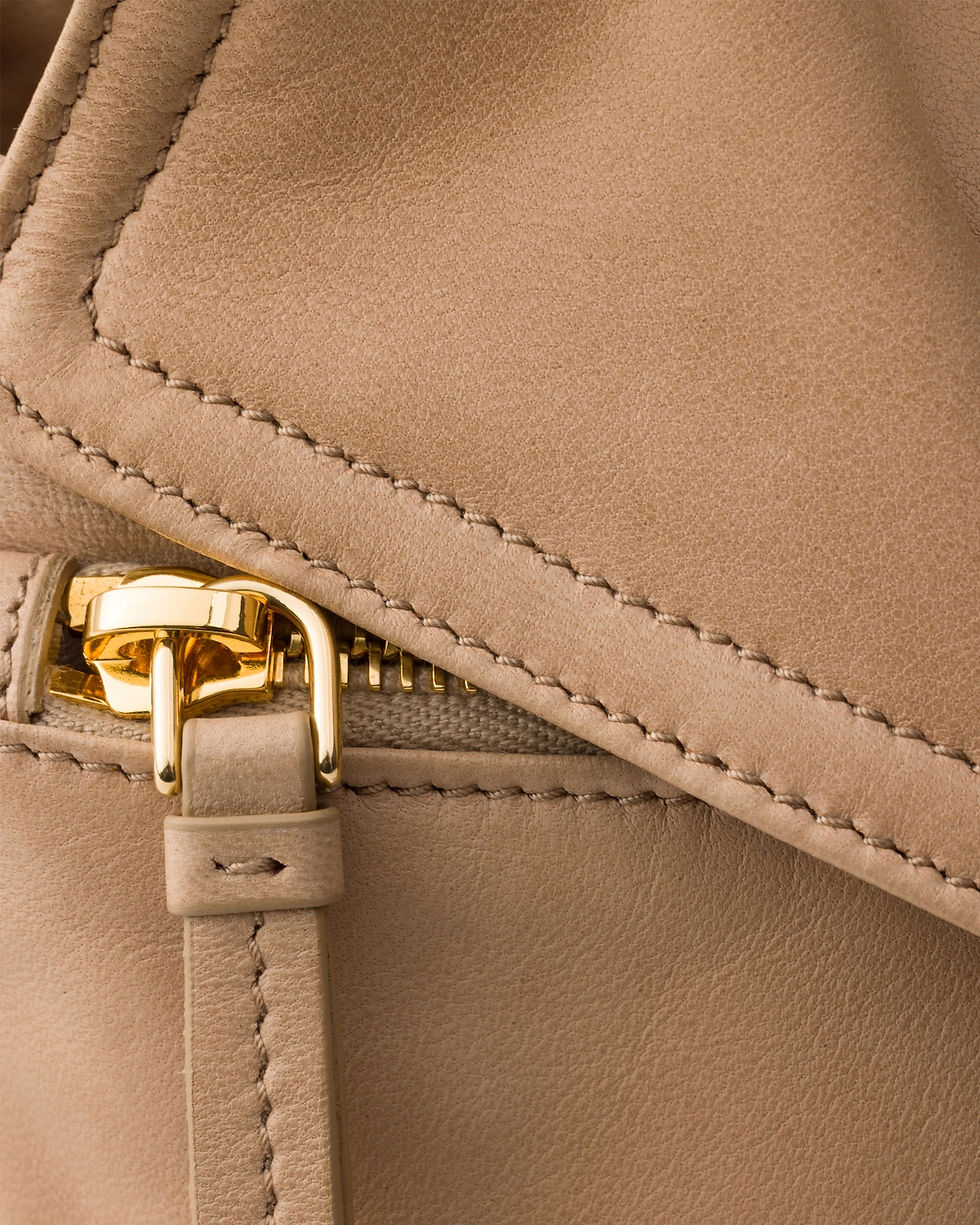 Thumbnail: Prada Explore medium shoulder bag with flap in sand beige nappa leather – view 7