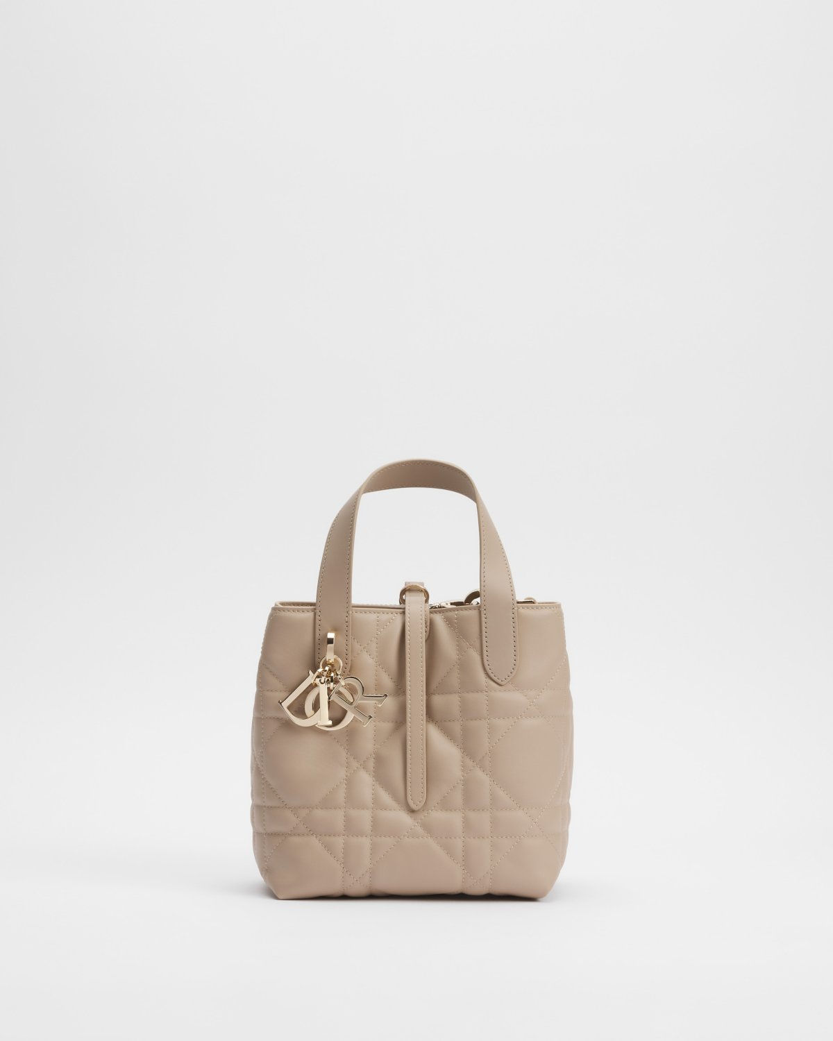 Dior Small Toujours Vertical Tote bag in powder beige calfskin – front view