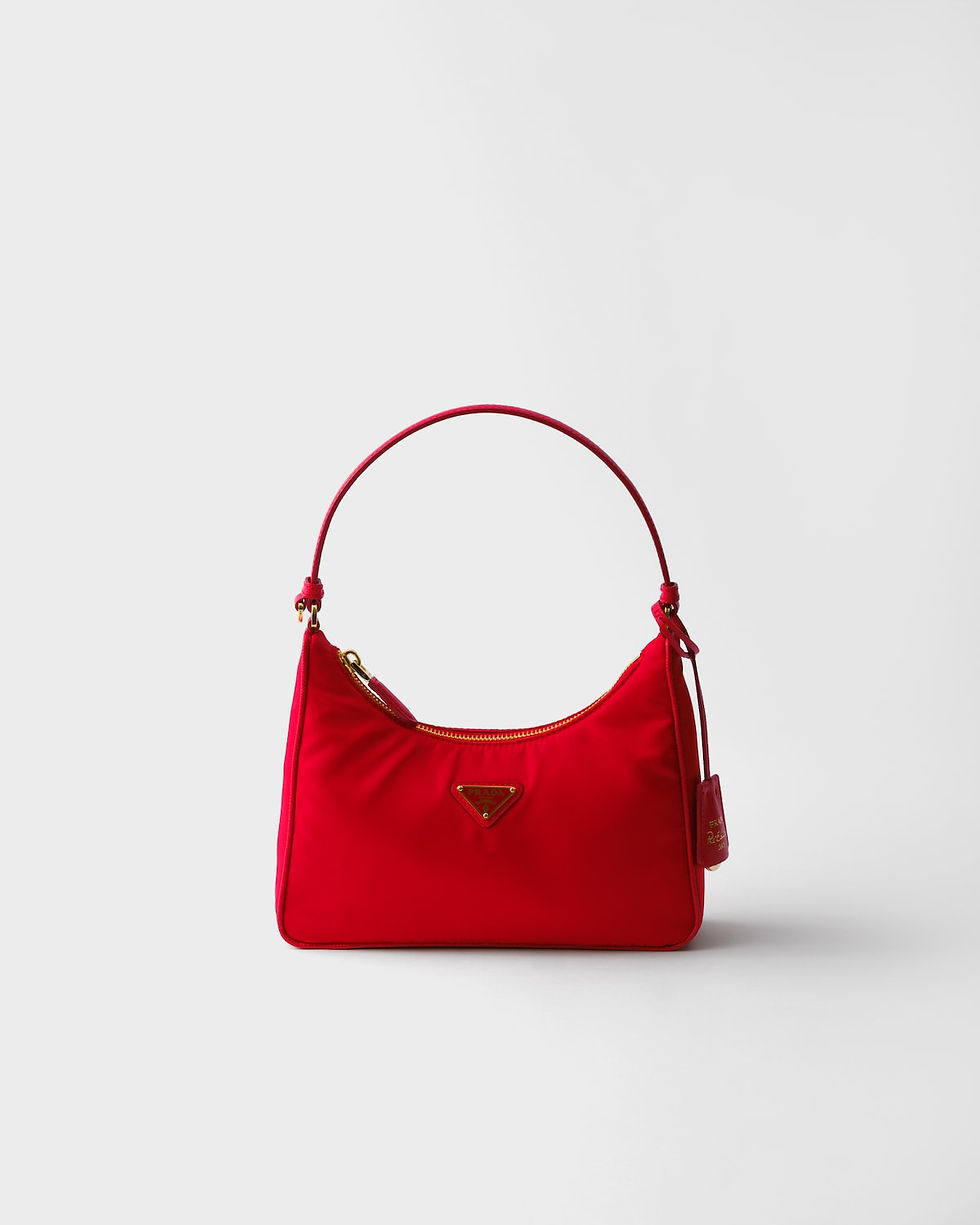 Prada Re-Edition 2005 Re-Nylon and Saffiano leather mini bag in red – front view