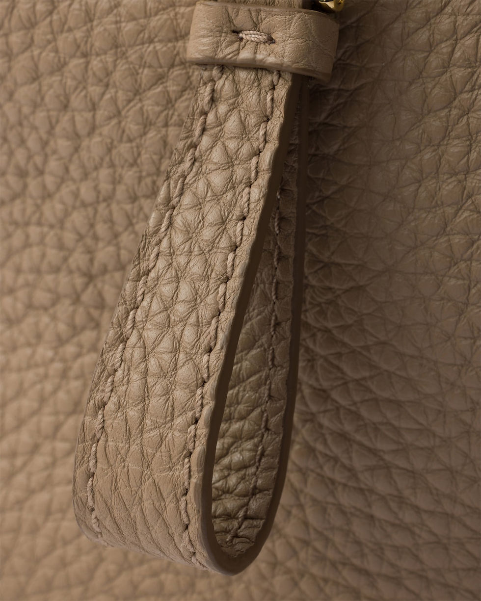 Thumbnail: Prada small shoulder bag in cameo beige calfskin – view 5