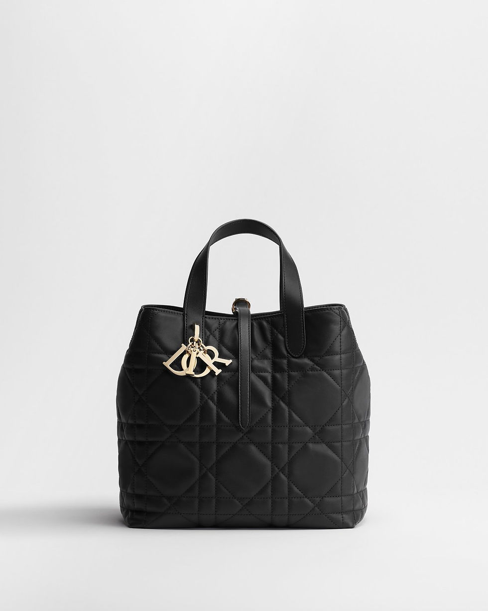 Dior Medium Toujours Vertical Tote bag in black calfskin – front view
