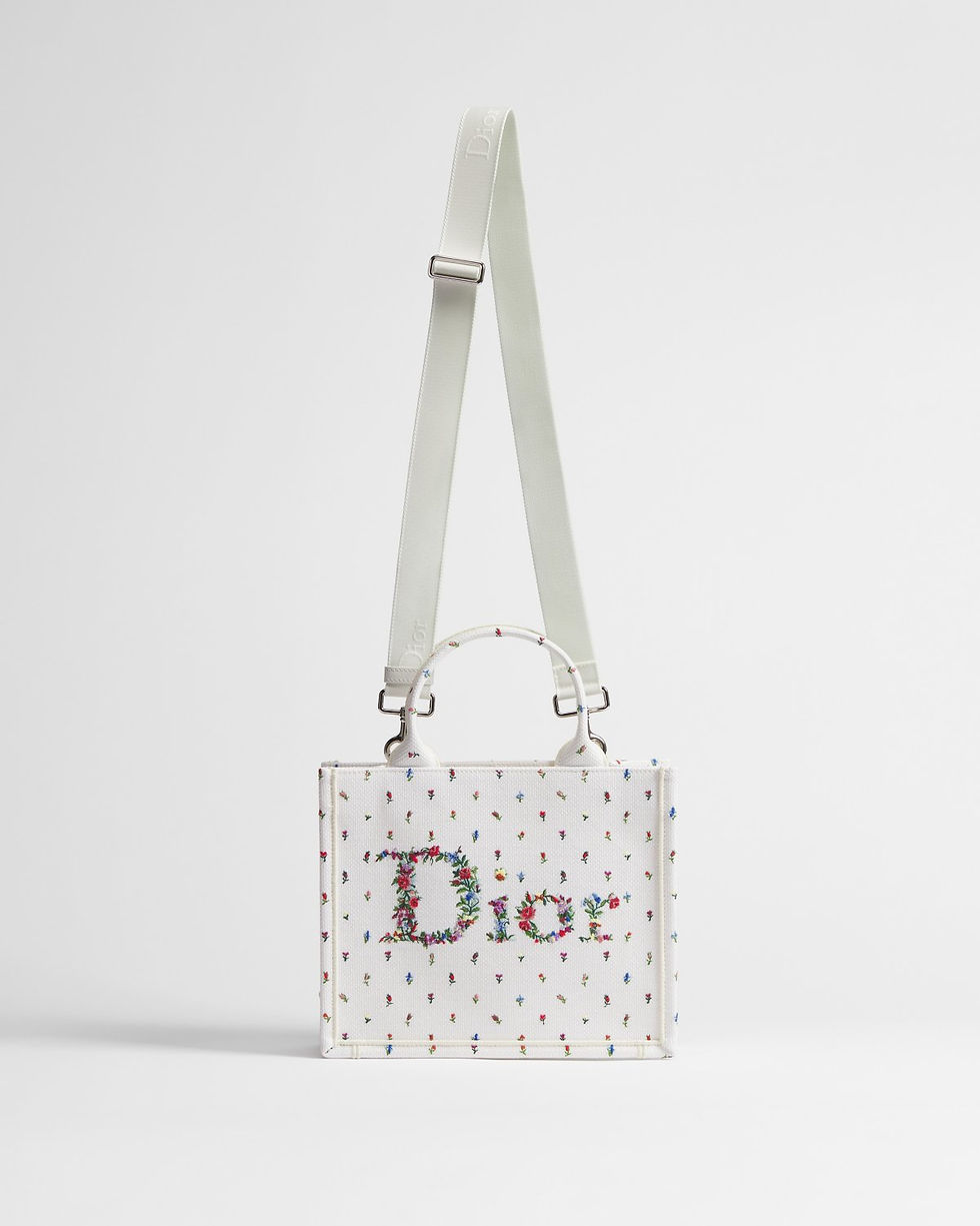 Dior Dioramour Small Book Tote with strap in white Revolution Flowers cotton – view 2