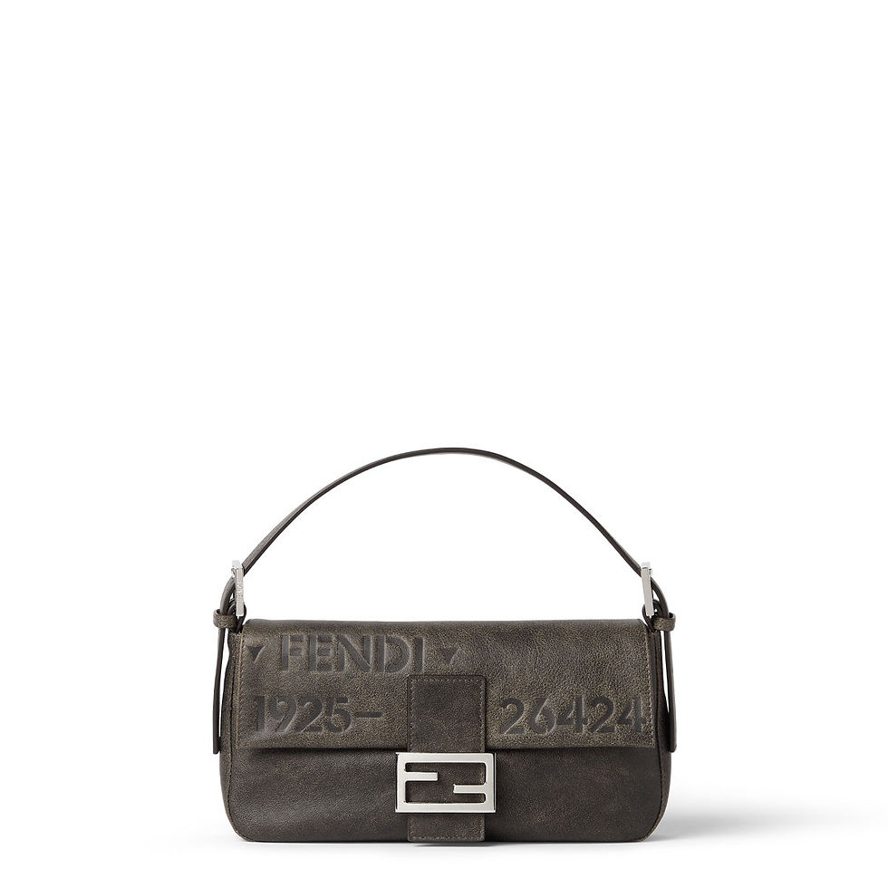 Fendi Baguette 26424 bag in black Stencil-print calfskin – front view