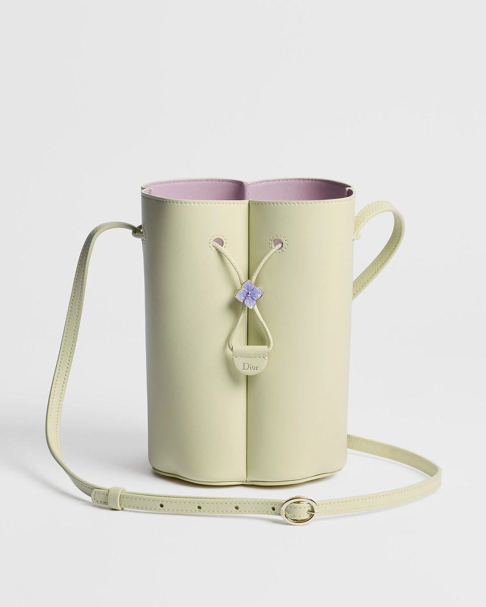 Dior Petit Trèfle mini bucket bag in yellow calfskin – front view