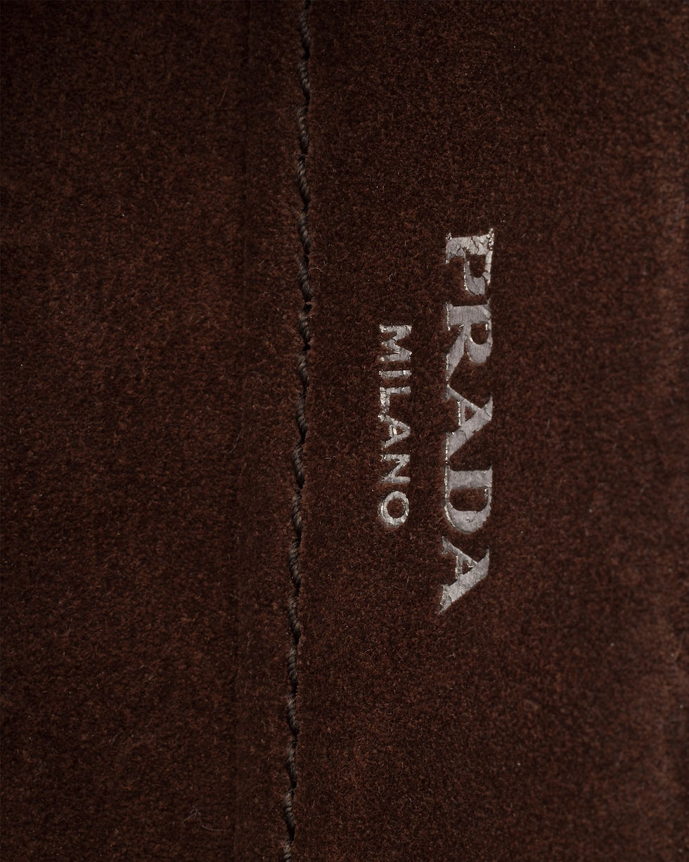 Thumbnail: Prada medium tote bag in dark brown suede – view 6