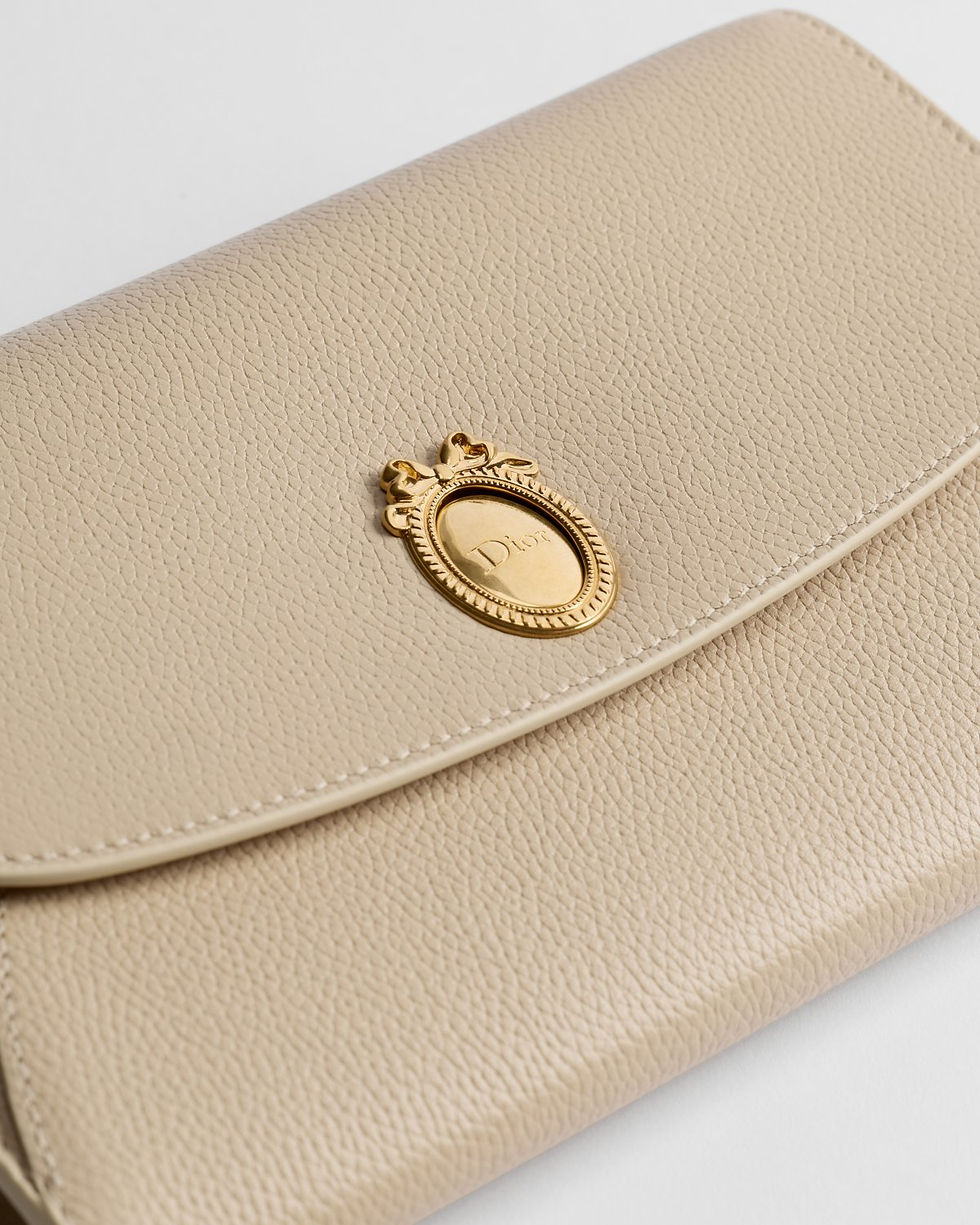 Thumbnail: Dior Médaillon Envelope Pouch with Strap in beige grained calfskin – view 6
