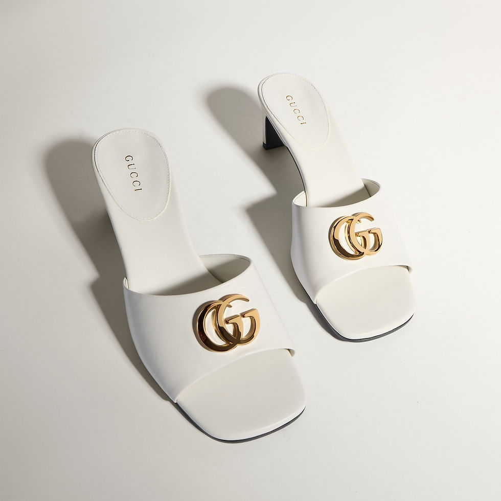 Thumbnail: Gucci Women's slide sandal with Double G - white leather