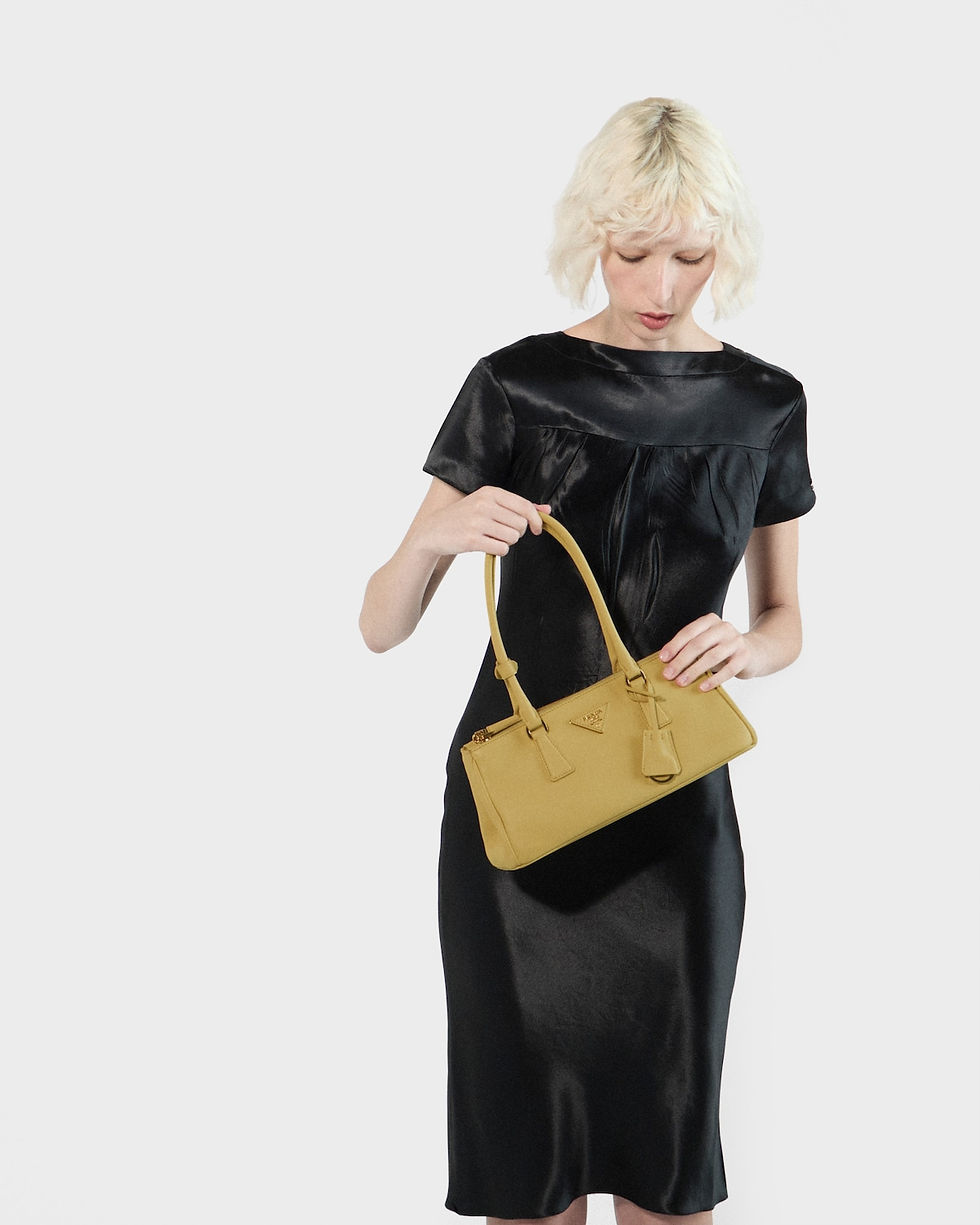 Thumbnail: Prada Galleria medium elongated bag in vanilla calfskin – view 8