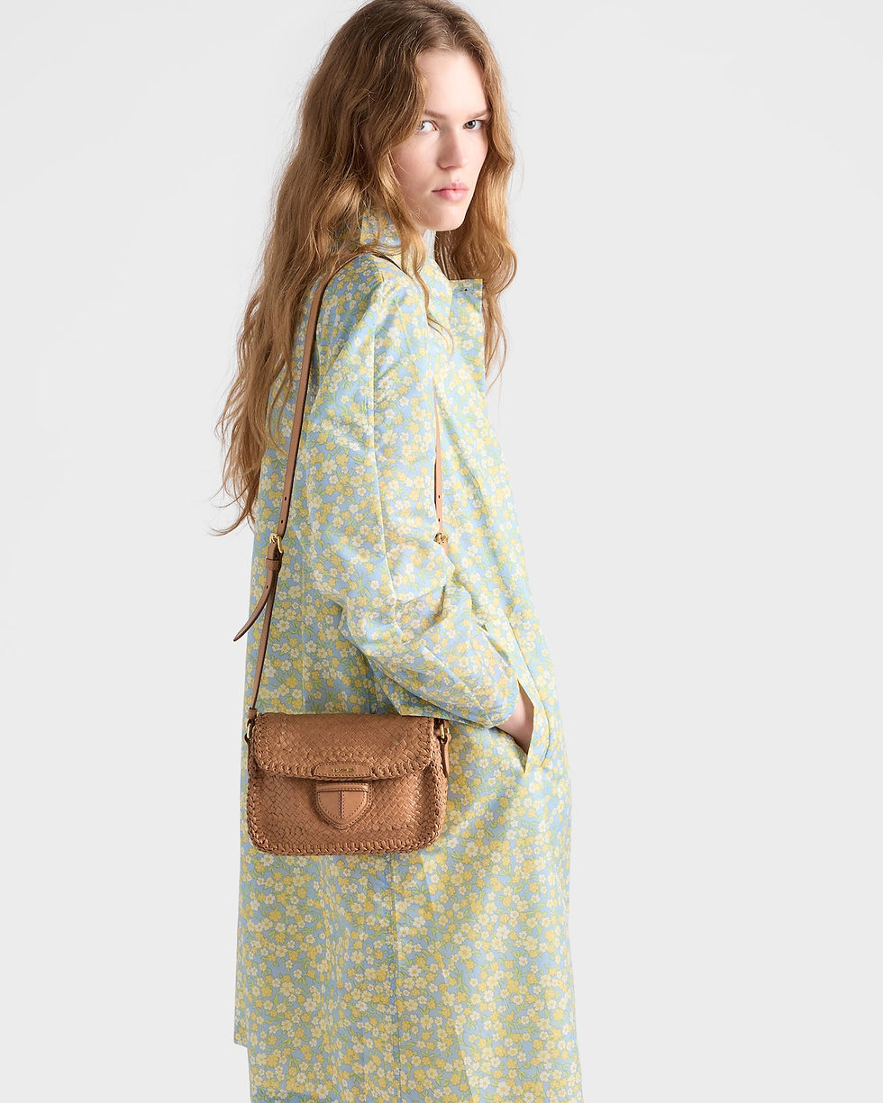 Prada mini shoulder bag in sand beige woven leather – view 2