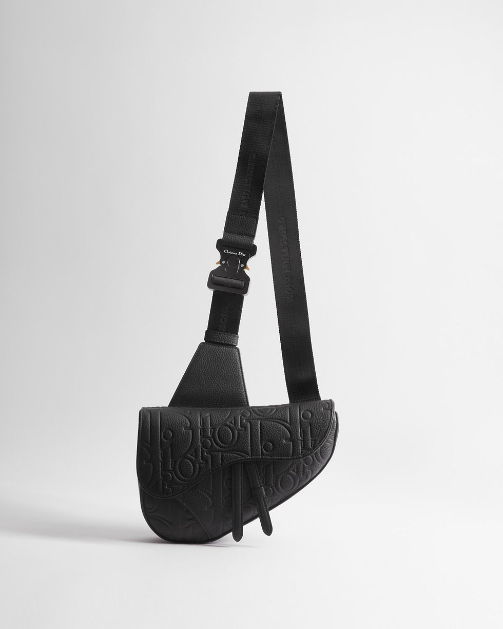 Dior Saddle bag in black Dior Gravity leather – front view with strap