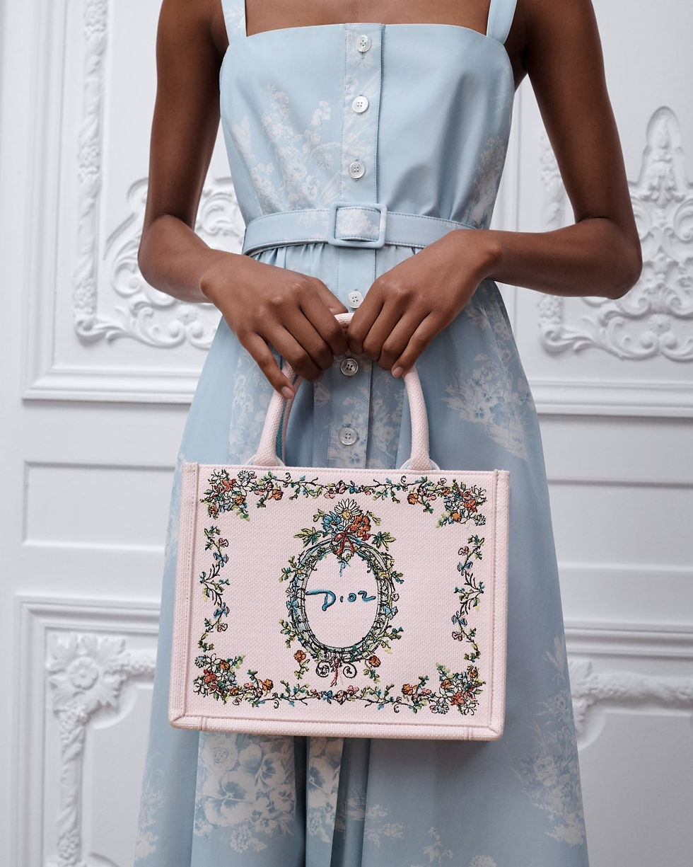 Dior Dioriviera Small Book Tote with strap in pink Dior Arabesque cotton – view 2