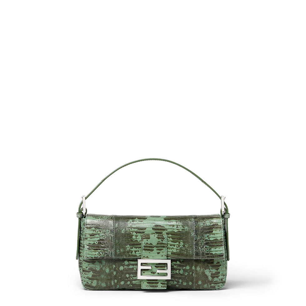 Fendi Baguette 26424 bag in green fine leather – front view